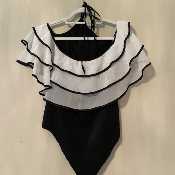 WHY DRESS- ruffle bodysuit - Picture 4 of 7